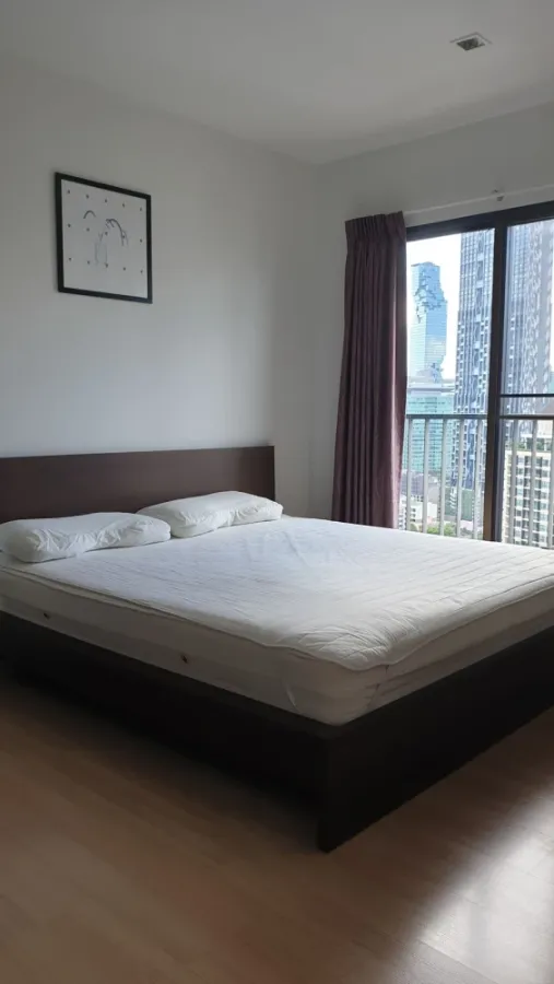 For rent, The Seed Mingle Sathorn-Suanplu, 30th floor, open and airy view. Complete set of furniture, hurry and reserve now.