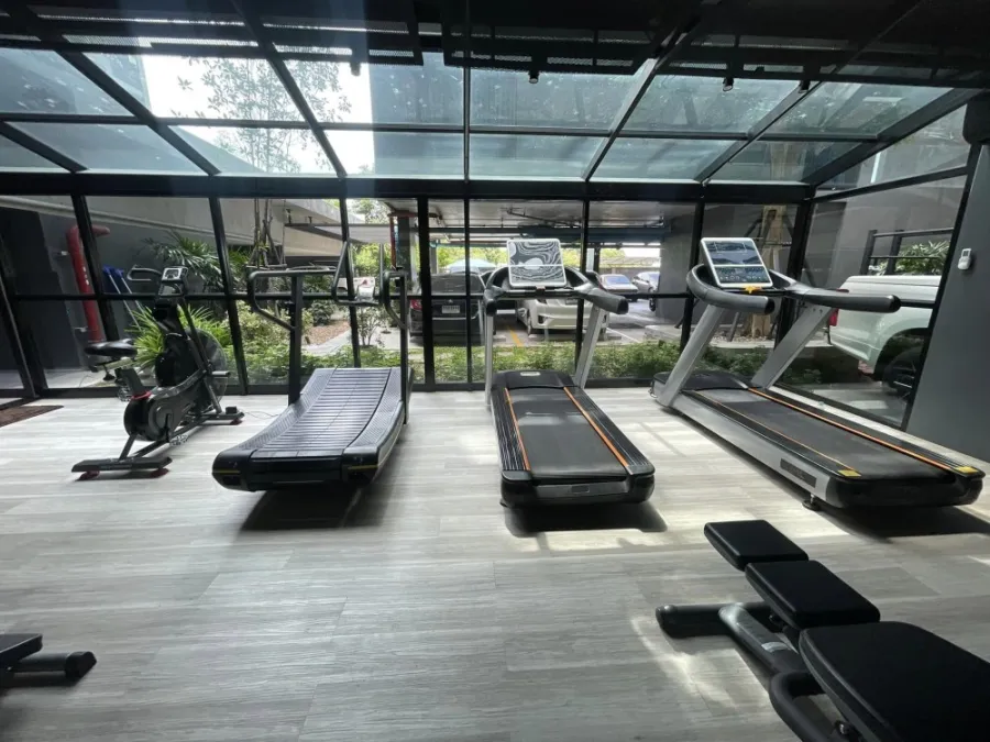 For rent: The Independent Condo Amata, natural view, clean room, very comfortable, fully furnished, don't miss it.
