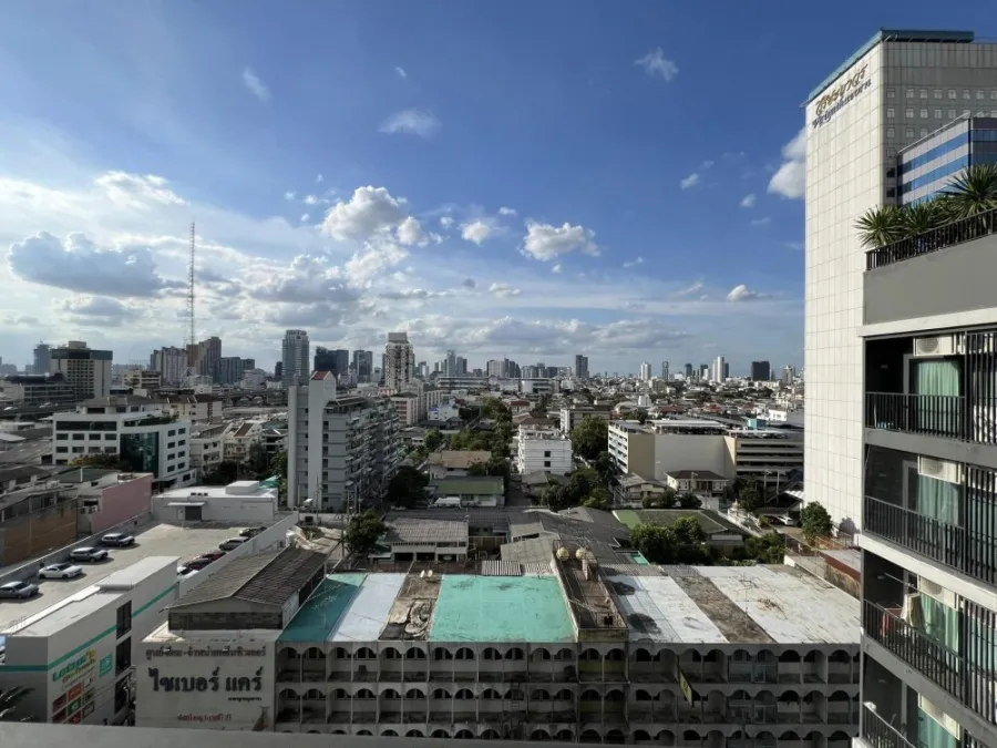For rent, Fuse Miti Ratchada-Sutthisan, north direction, not hot, beautiful view, comfortable, big bed, sofa bed, hurry and grab it.
