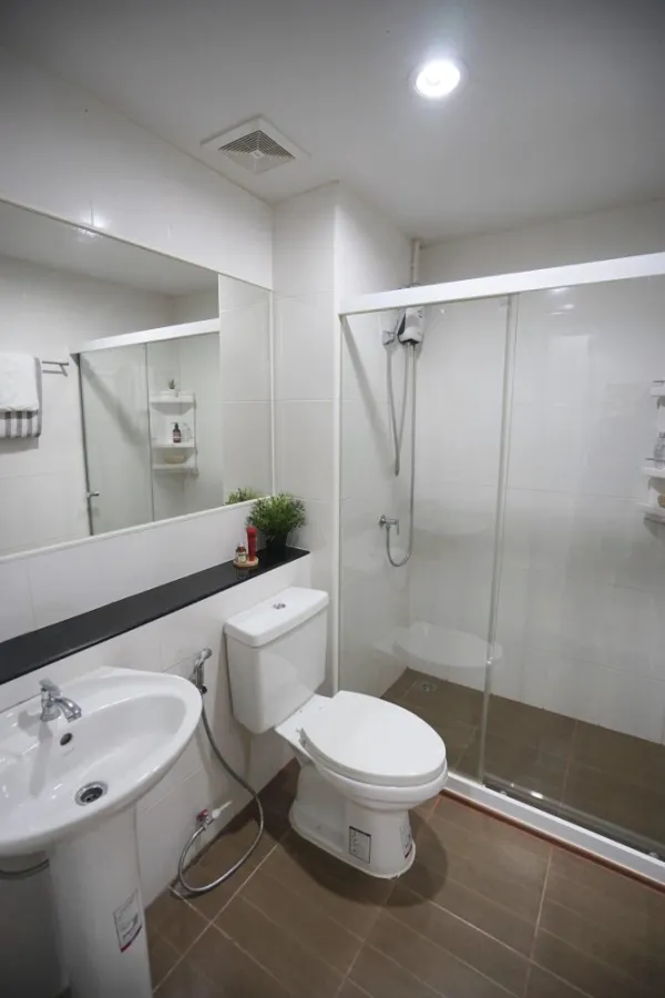 ให้เช่า Regent Home Sukhumvit 81 ห้องกั้นแยกอย่างดี ราคาคุ้ม อย่ามัวมองให้จองด่วนๆ