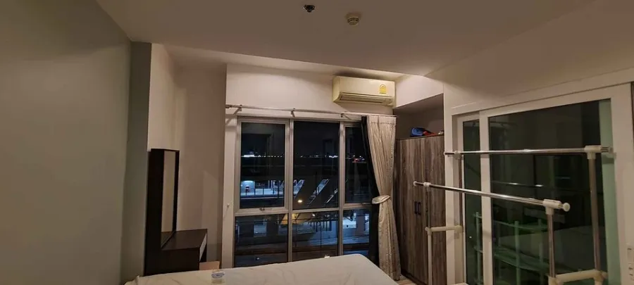 Condo for rent, The Key Chaengwattana, 6th floor, not very high, spacious room, great view, you shouldn't miss it.