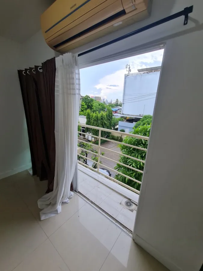 For sale and rent, Metro Park Sathorn, nice room, clean and comfortable, great price, if you don't reserve, you're missing out.