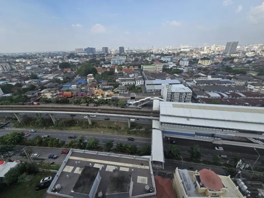 For rent: Quintara MHy'Den Pho Nimit, high floor unit, ready to move in, fully furnished. Book now!