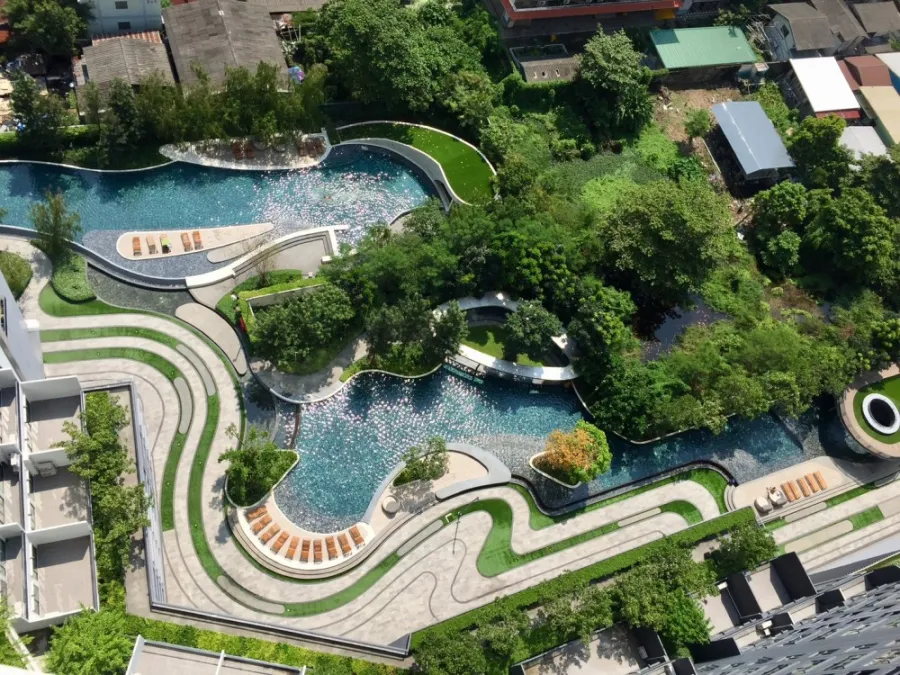 Sell Ideo O2, pool view, 25th floor, good wallpaper affordable price If interested, hurry up to reserve it quickly.