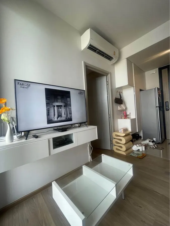 ให้เช่า Oka Haus Sukhumvit 36 ชั้น 47 วิวเมือง เห็นแม่น้ำ ห้องสีขาวคุมโทนสุดๆ รีบจับจองเลยจร้า