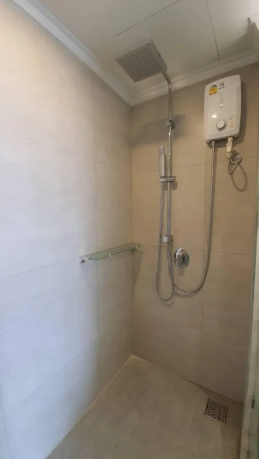 Supalai Loft for sale, Yaek Fai Chai Station, 23rd floor, good view, open and airy, great built-in room, nice to live in. Don't miss out on something