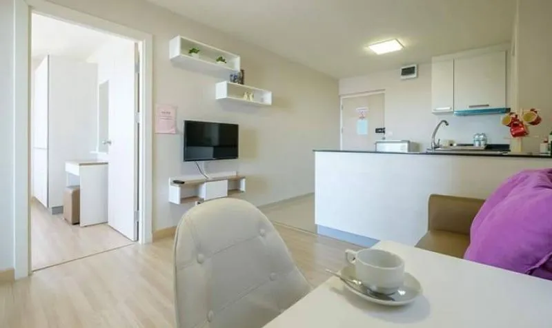 So beautiful!! For rent, M Society Condominium, 2 bedrooms, fully furnished + electrical appliances, luxury but good price!!!