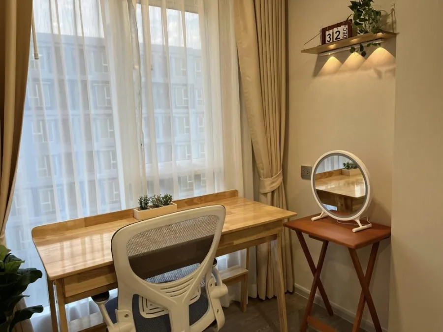 For rent, Kave Town Island, 6th floor, north direction, not hot, pool view, room decorated in Minimal style. If interested, book now, urgent.
