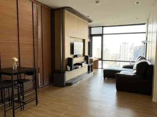 For rent or sale: Circle 2 Living Prototype, high floor (3x), corner unit, great view, unobstructed, large windows for a spacious feel. Book now! images