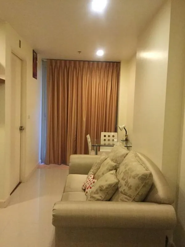 For rent, Wish at Samyan, 1 bedroom, 1 bathroom, 10th floor, fully furnished. Ready to move in!!