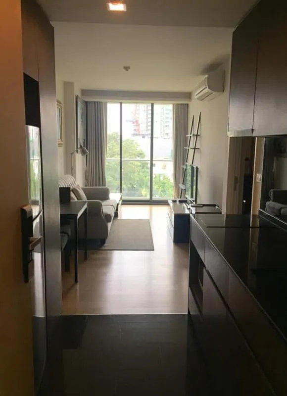 Condo for rent, Via 49, 8th floor, good view, fully furnished, ready in the city center, don't miss !!
