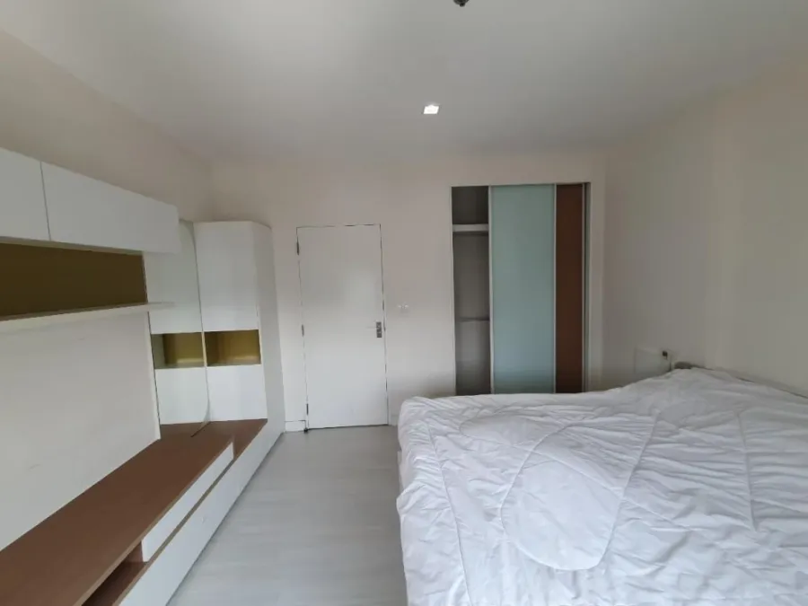Selling The Room Ratchada-Ladprao, 2 bedrooms, Building B, 16th floor, fully furnished and electrical appliances. Book now.