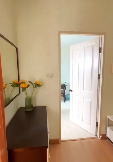For rent, Supalai Park Srinakarin, 21st floor, comes with complete electrical appliances. Say you don't miss it.