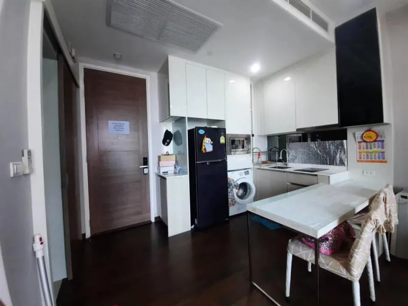 Condo For rent Q Asoke, ready to move in, high floor, beautiful view, complete with full facilities. Hurry and take over