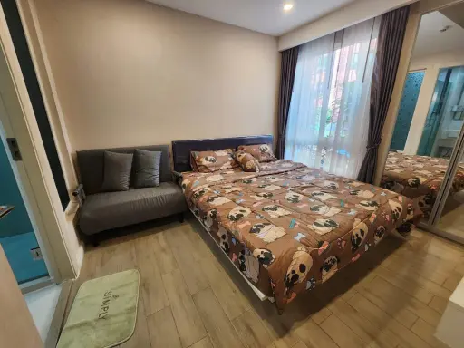 ให้เช่า Seven Seas Condo Resort Jomtien ชั้น 1 ห้องติดสระ เฟอร์นิเจอร์ครบตามภาพ รีบจองเลยก่อนพลาด