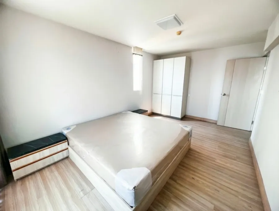 M Society Condominium for rent, 18th floor, unobstructed view, fully furnished, very livable. Book now!
