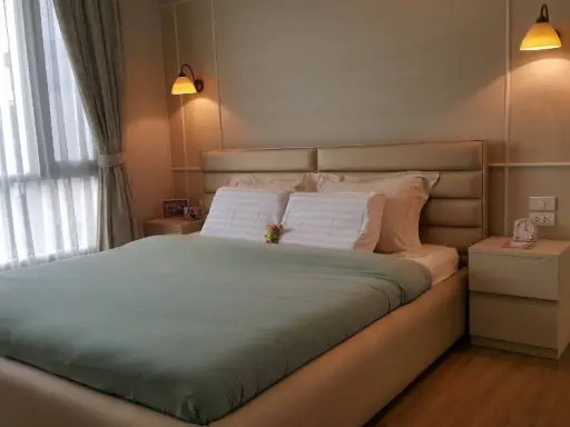 For sale, True Thonglor, 10th floor, spacious room, fully furnished, comes with furniture and complete electrical appliances, book now, hurry up. images