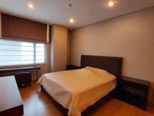 ขาย คอนโด Saladaeng Residences ห้องน่าอยู่ ขนาดกว้าง พร้อมสิ่งอำนวยควมสะดวก ราคาดี รีบจองเลย