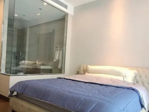 express! Condo for rent, Q Sukhumvit, 2 bedrooms, 2 bathrooms, high floor, beautiful view, a few minutes walk to BTS Nana, don't miss it!