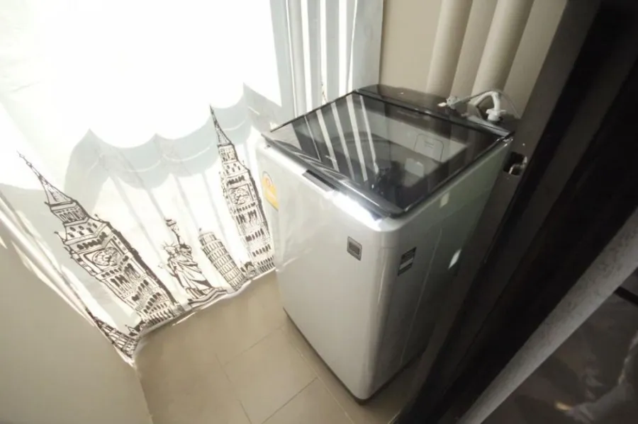 For rent, Plum Condo Chaengwattana Station, beautiful room The bedroom is separated, fully furnished, ready to move in.