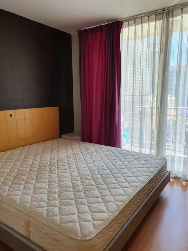 Condo for rent, Asoke Place, good location, business district, close to the train, convenient transportation, urgent, can't be missed !!