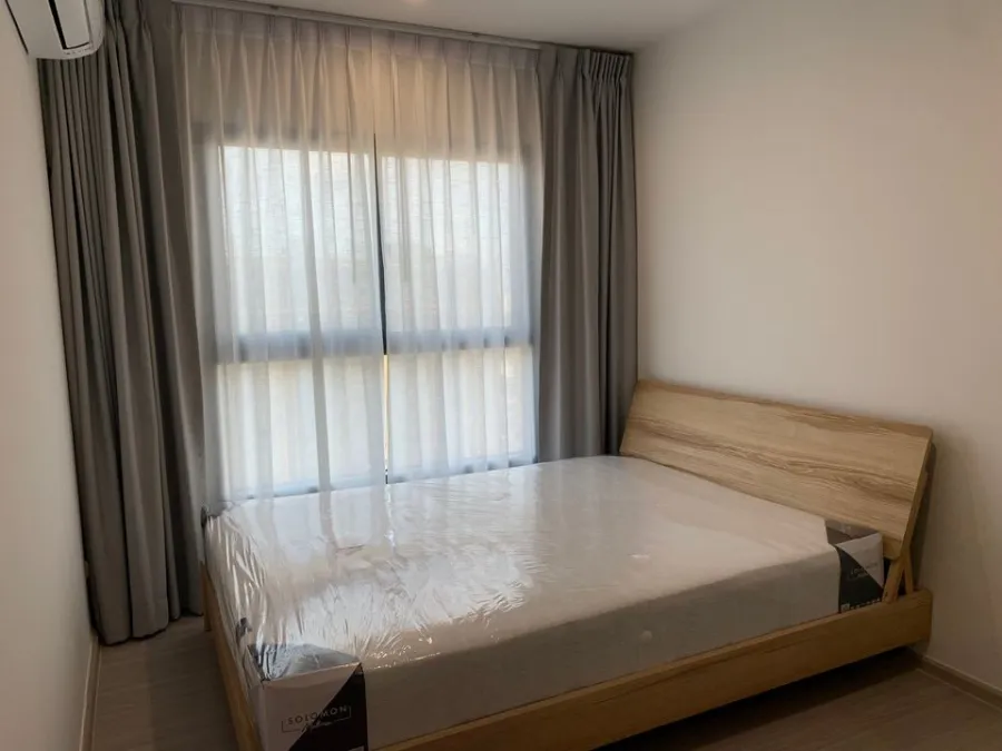 For rent The parkland Charan-pinklao Complete furniture and electrical appliances Got a very beautiful view, don't miss it.