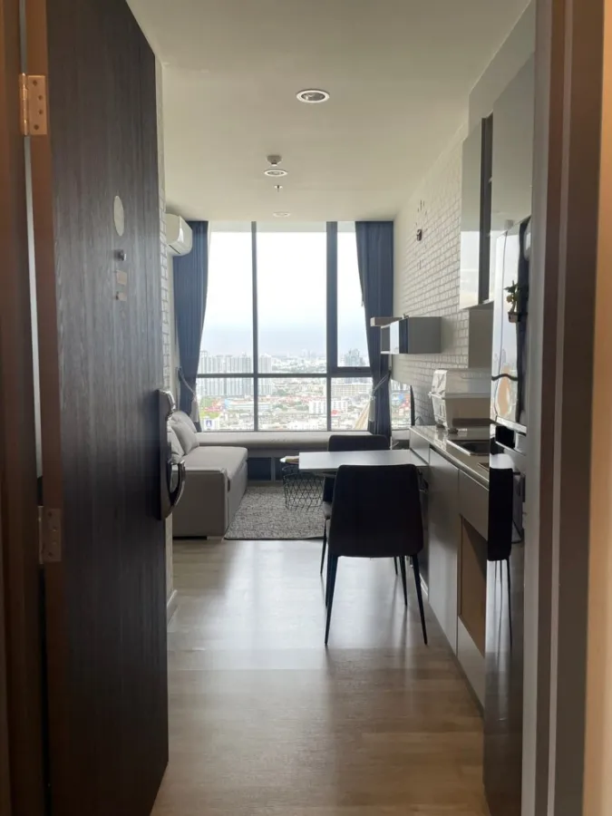 ให้เช่า Niche Pride เตาปูน อินเตอร์เชนจ์ ห้องมุมส่วนตัว วิวโล่งสูงสวยงาม Fully Furnished อย่าพลาด