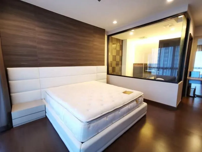 ขาย คอนโด ไอวี่ แอมพิโอ ห้องสวยหรู จัดเต็มเฟอร์แน่นๆ วิวดีเวอร์