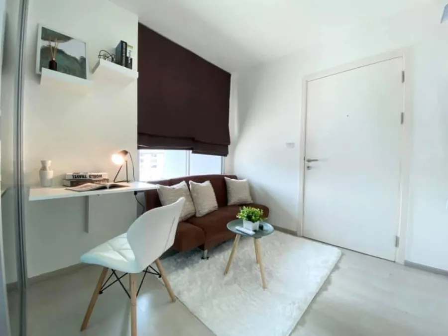 Sell / rent Aspire Ladprao 113, 7th floor, corner room, very private. Good view, no building blocking it. You need to reserve now. Hurry up.