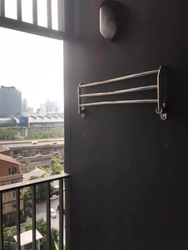 For rent life asoke rama 9, nice room, furniture, electrical appliances ready Get in the best move quickly