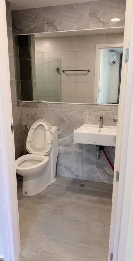 Condo for rent at Beat Bangwa Interchange. Spacious and comfortable unit with ample living space. Book today! Don't wait!