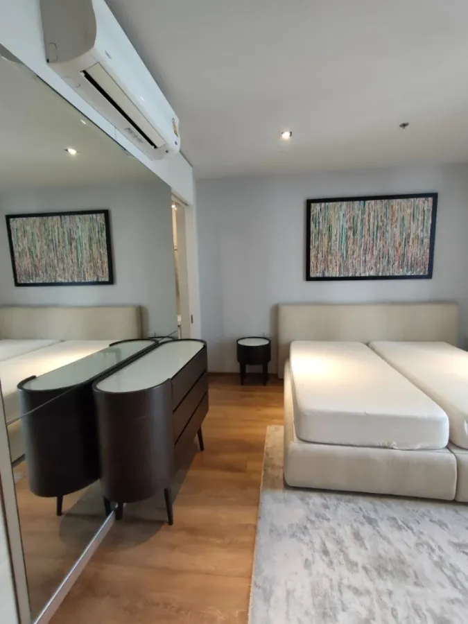 For rent sell Park 24 Origin Phrom Phong, 2-bedroom premium room, beautiful open view in 3 directions, decorated in a luxurious Scandinavian style.