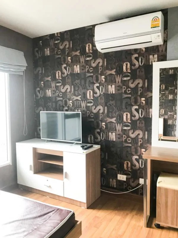 ให้เช่า Regent home 25 ติวานนท์ ห้องสวย ติดวอลเปเปอร์ทั้งห้อง สวยครบจบที่นี่ อย่าปล่อยให้หลุดมือ