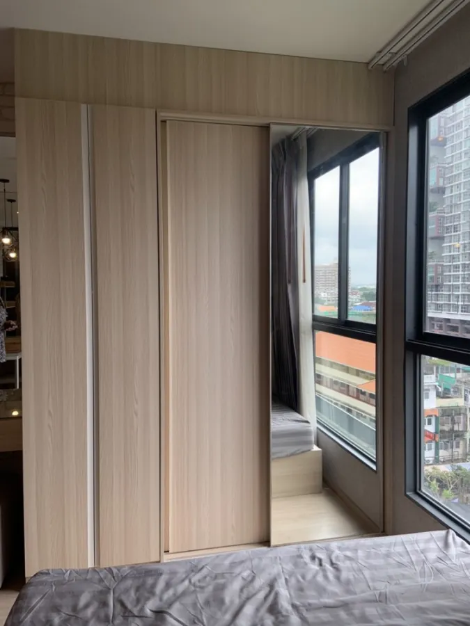 For rent Ideo O2, beautiful room, pool view, fully furnished, ready to move in. Don't wait.
