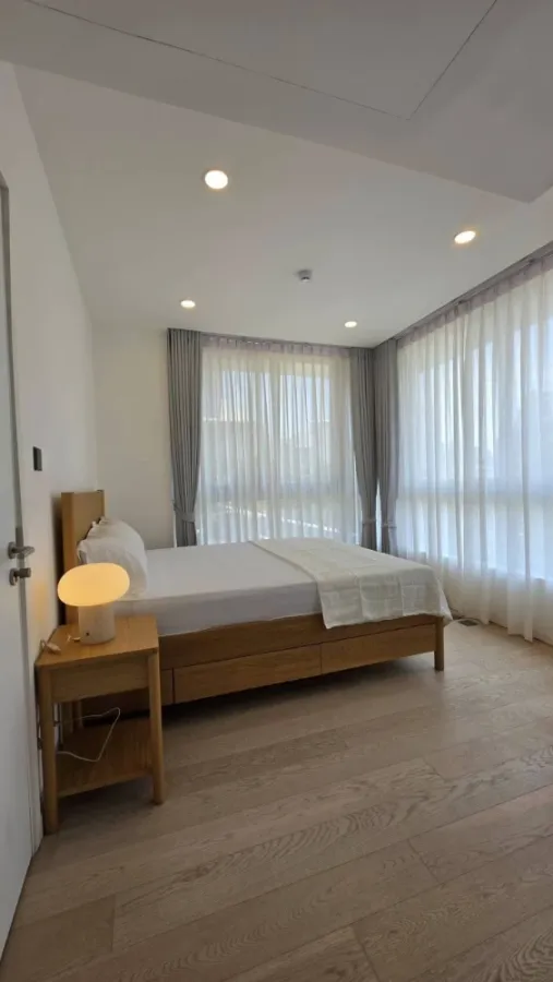 ให้เช่า HOLME Ekkamai 22 ชั้น 3 ห้องแต่งครบ น่าอยู่ สนใจจองเลย