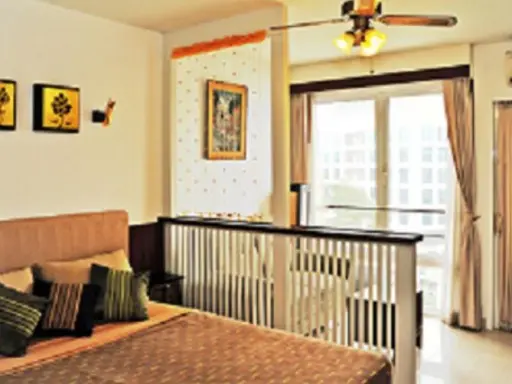 Good atmosphere, garden view, not blocking, not hot with I-House Laguna Garden RCA Condo. Urgent. Rent it now.