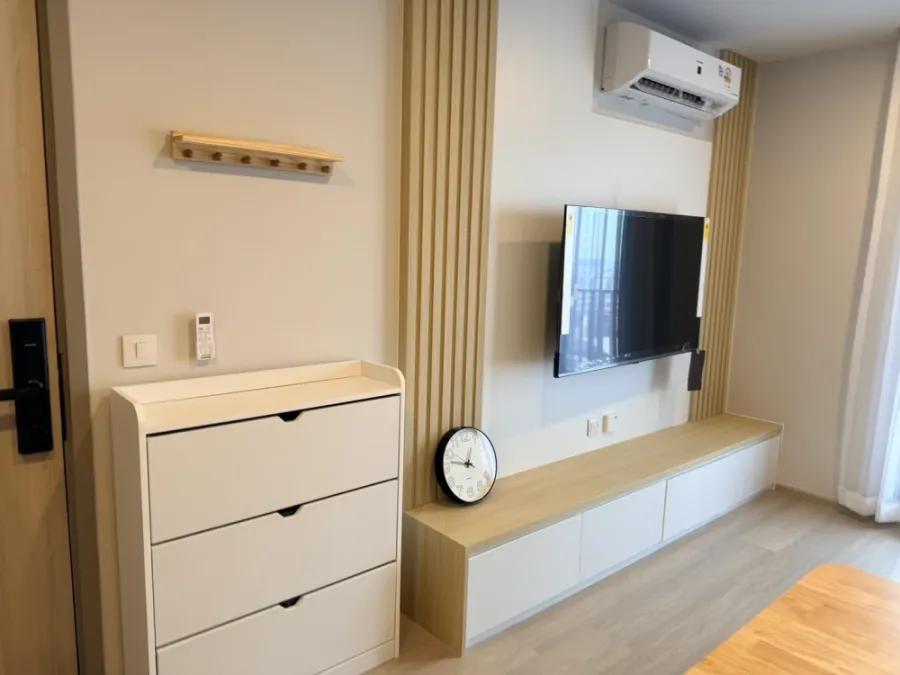 For rent: Aspire On Nut Station. Beautiful room, fully furnished, ready to move in. Book now!!