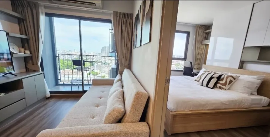 Condo for rent, Ideo Sukhumvit 93, corner unit, quiet, private, beautiful city view, fully furnished, beautifully decorated, ready to move in.