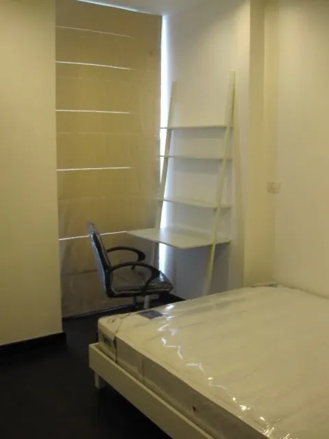 Condo for rent, Ideo Q Phayathai, spacious, clean, furniture, equipment, complete electrical appliances