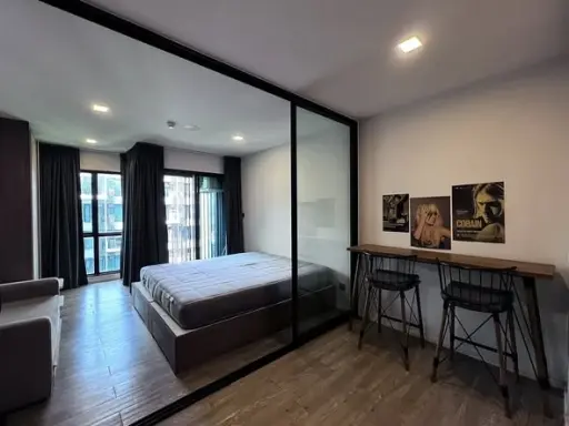 ให้เช่า Kave Town Space ห้องสตูดิโอ เฟอร์และสิ่งอำนวยความสะดวกครบครัน หิ้วกระเป๋าเข้าอยู่ได้เลย