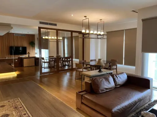 For rent: The Medison Sukhumvit 41, spacious room, fully decorated, built-in, very beautiful. If you don't reserve, you're really missing out.