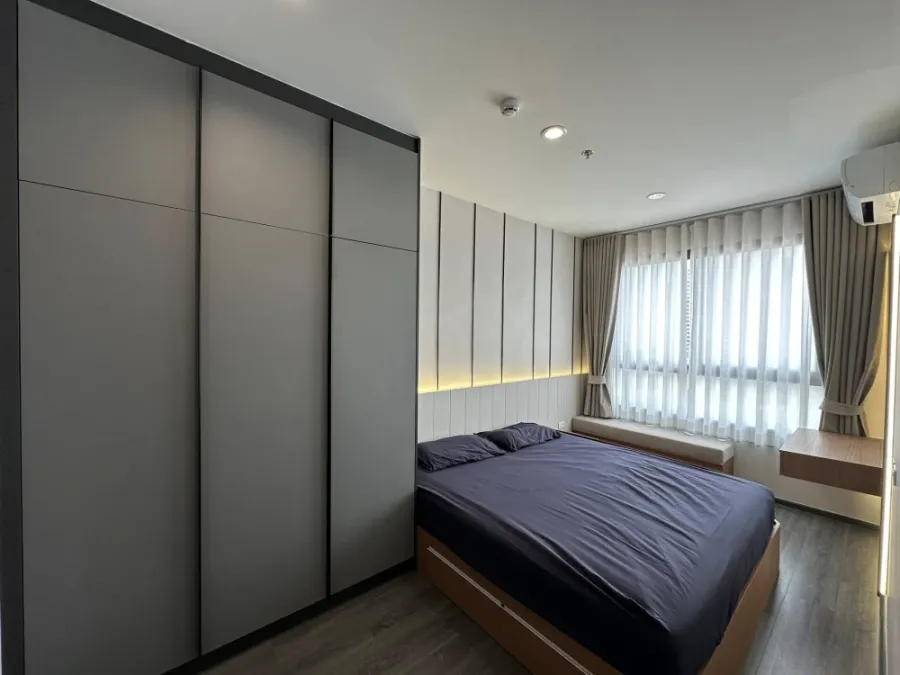ให้เช่า Ideo Sukhumvit - Rama4 ห้องกว้างพื้นที่ใช้สอยเยอะ บิ้วอินหัวเตียงอย่างดี สิ่งอำนวยความสะดวกครบครัน ห้ามพลาด