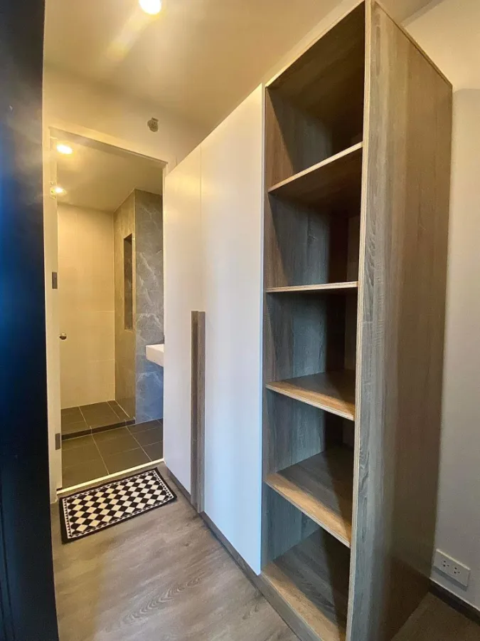 For rent, The Origin Sukhumvit-Sai Luat E22 Station, 3rd floor, has a Walk-in Closet, fully furnished, book now, urgent.