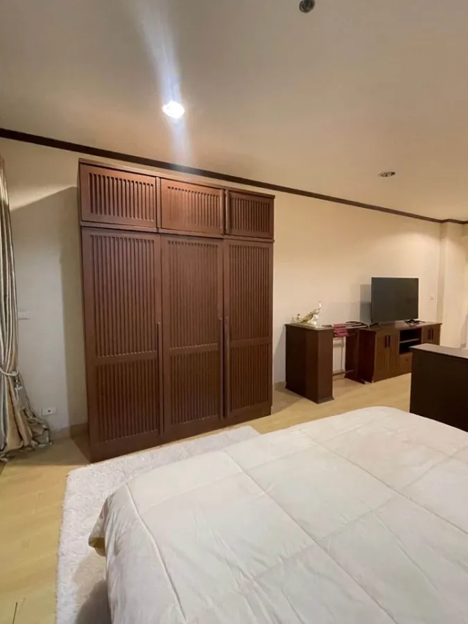 ให้เช่า เดอะ แพลทตินัม ชั้น 20 ห้องกว้าง สิ่งอำนวยความสะดวกครบครัน จองก่อนได้อยู่ก่อนเลยจ้า