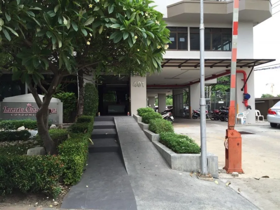 For rent or sell: Thararin Chao Phraya, 12th floor, spacious room with complete facilities, city view, don't miss it.