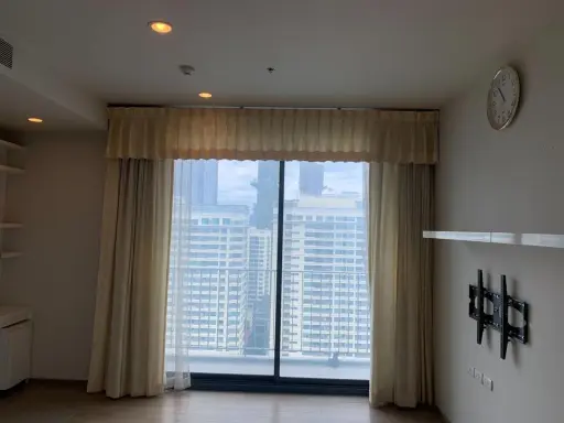 Sell Pine by Sansiri, 1 bedroom, high floor, beautiful view, wow price, you won't be disappointed for sure. Hurry up. images