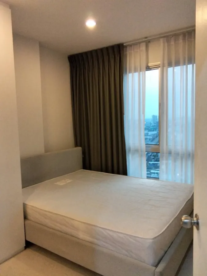 For rent: The Prodigy Phetkasem 62. Ready to move in, fully furnished, high floor, beautiful view. Book now before it's too late!