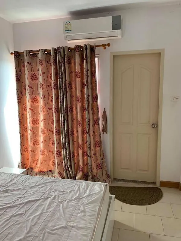 Urgent sale !! Supalai City Home Srinakarin, corner room, city view, affordable price You can't miss it !!