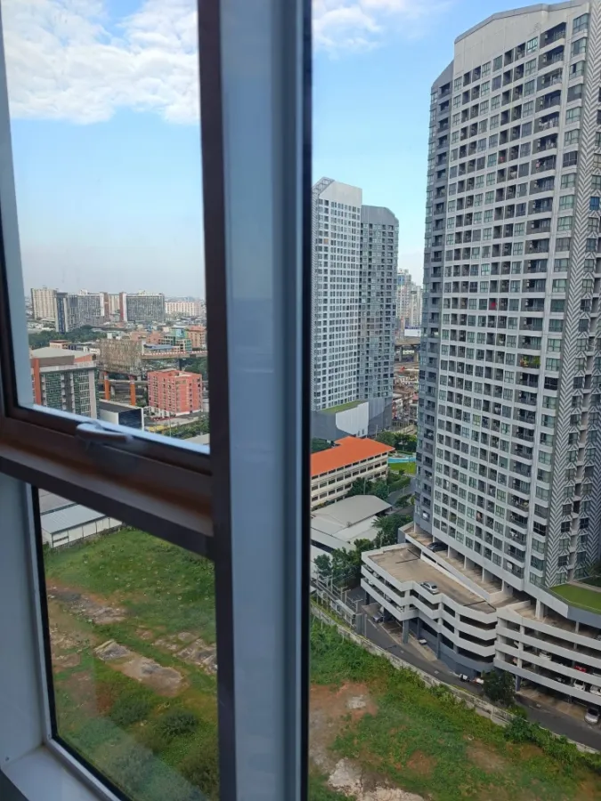 ให้เช่า Regent home Bangna ห้อง 22 สูงมากๆ เครื่องใช้ไฟฟ้าครบ มีเครื่องซักผ้า ไม่ควรพลาด