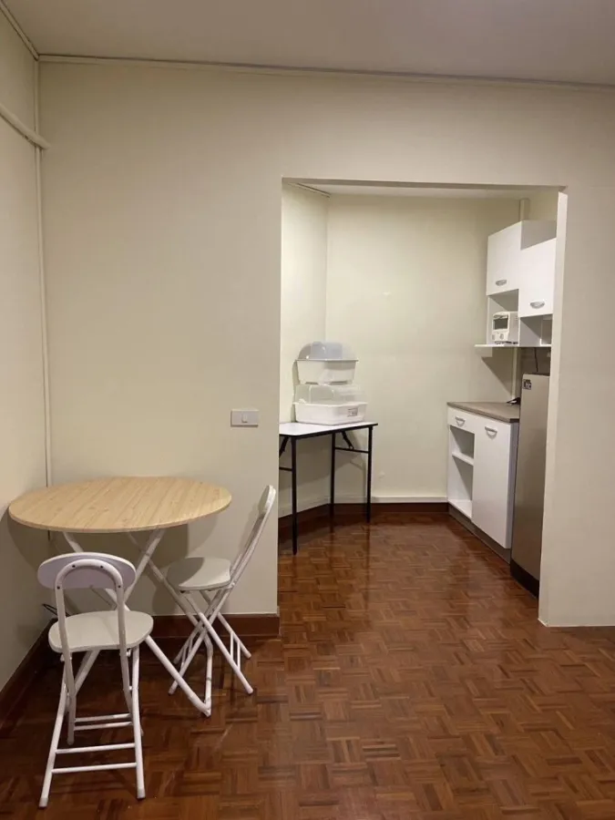 Condo for rent, Victoria Lakeview, 2 bedrooms, 1 bathroom, fully furnished, just bring your bags.